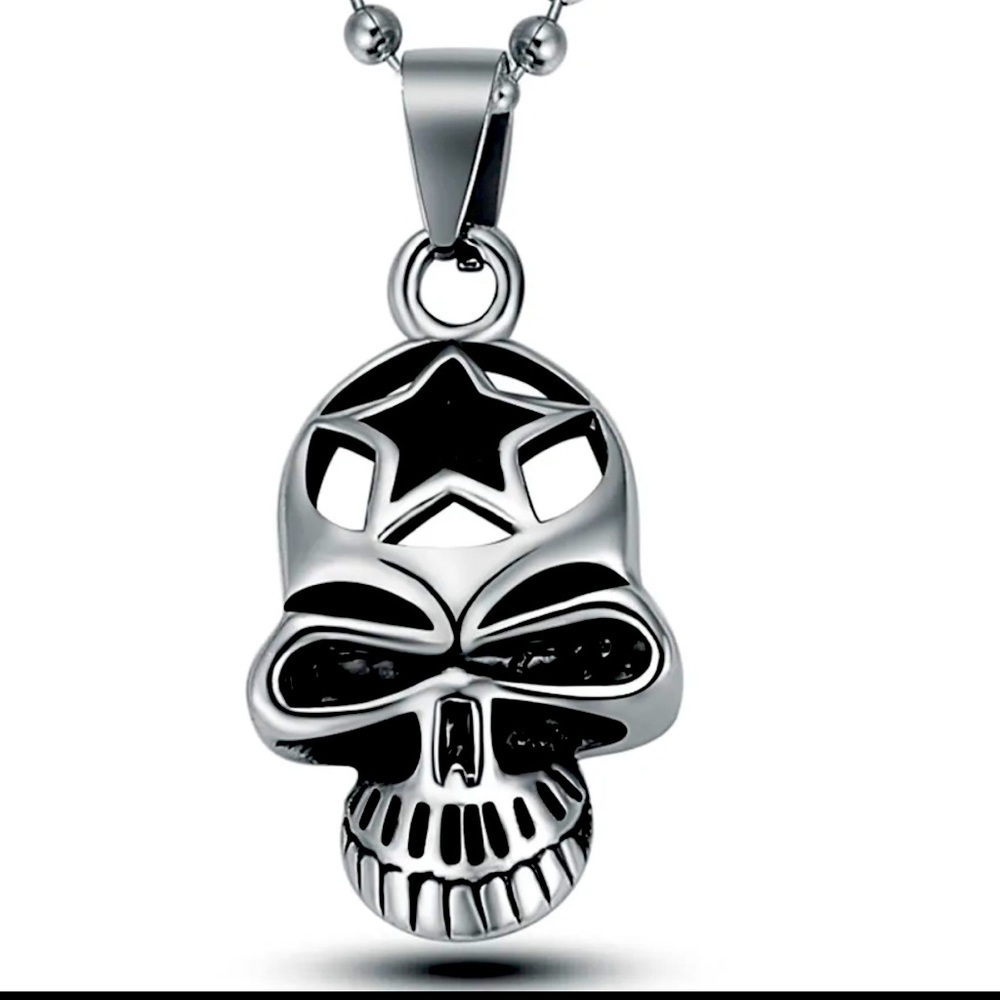Unisex Stainless Steel Star Cut Out Skull Necklace